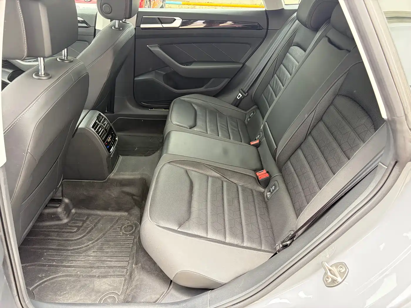 Volkswagen FAW-Volkswagen CC 2025 Shooting Brake 380TSI Hunter Heart Shared Edition фото 8