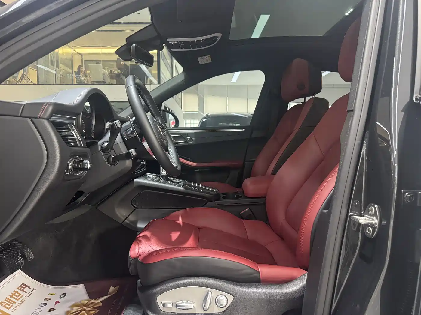 Porsche Macan 2018 Macan 2.0T фото 7