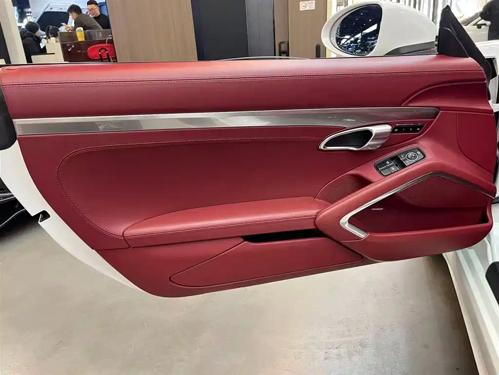 Porsche 718 2018 Boxster 2.0T фото 11