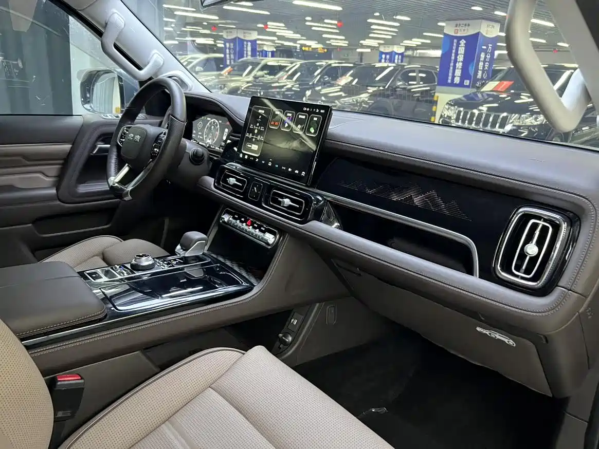 BAIC ORV Beijing Off-Road BJ60 2022 Model 2.0T 11th Edition 5-Seater фото 10