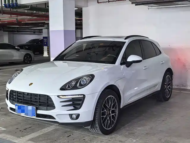 Porsche Macan 2016 Macan 2.0T — фото 1