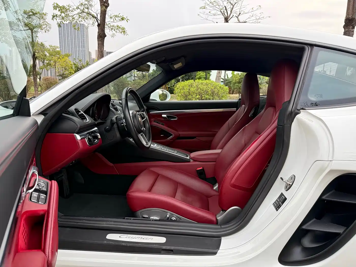 Porsche 718 2018 Cayman 2.0T фото 4