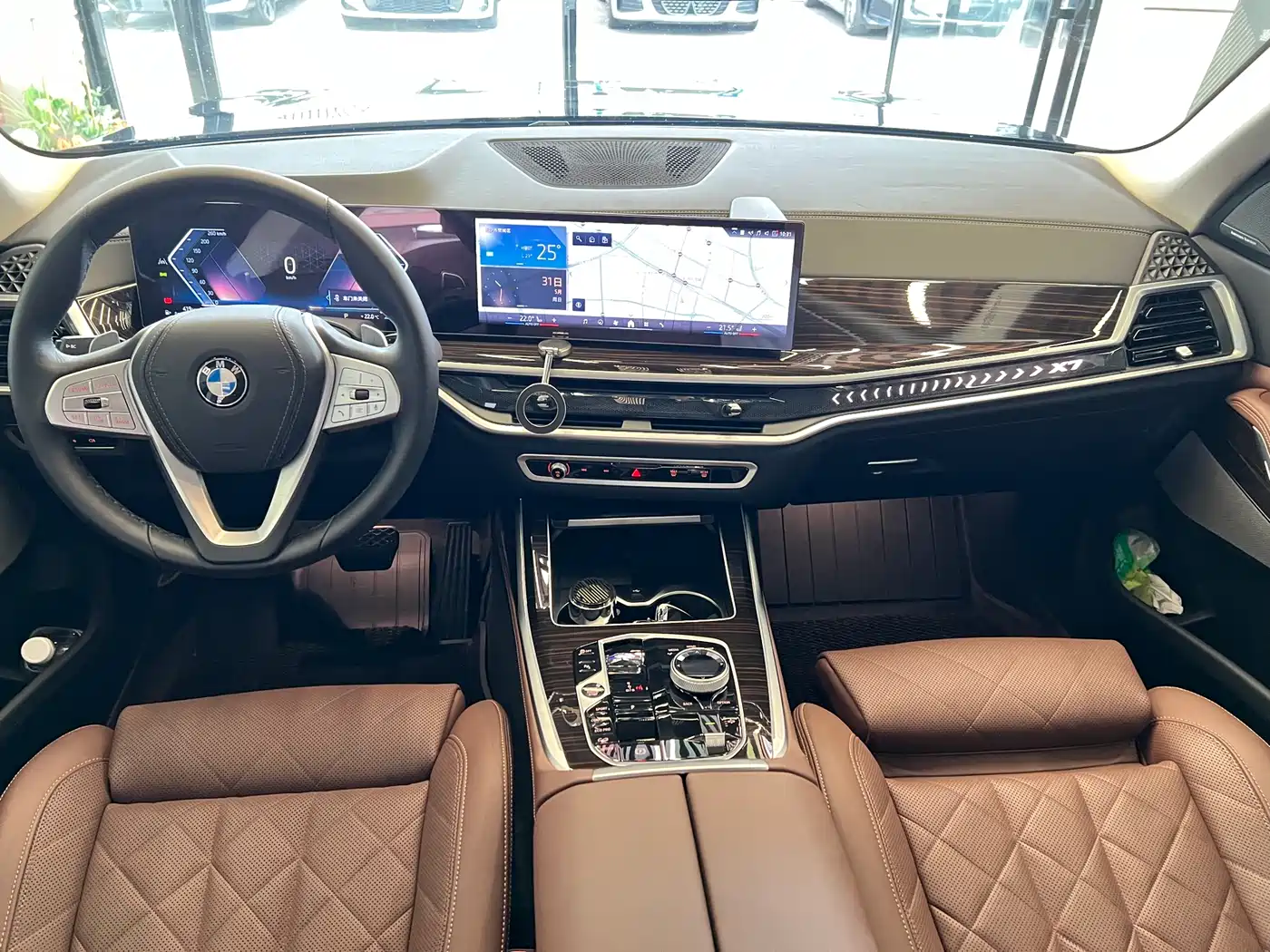 BMW X7 2023 xDrive40i Leading Luxury Package фото 9