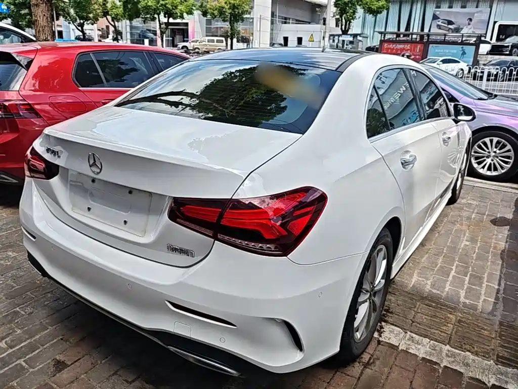 Mercedes-Benz A-Class 2022 A 200 L Sport Sedan Dynamic фото 7