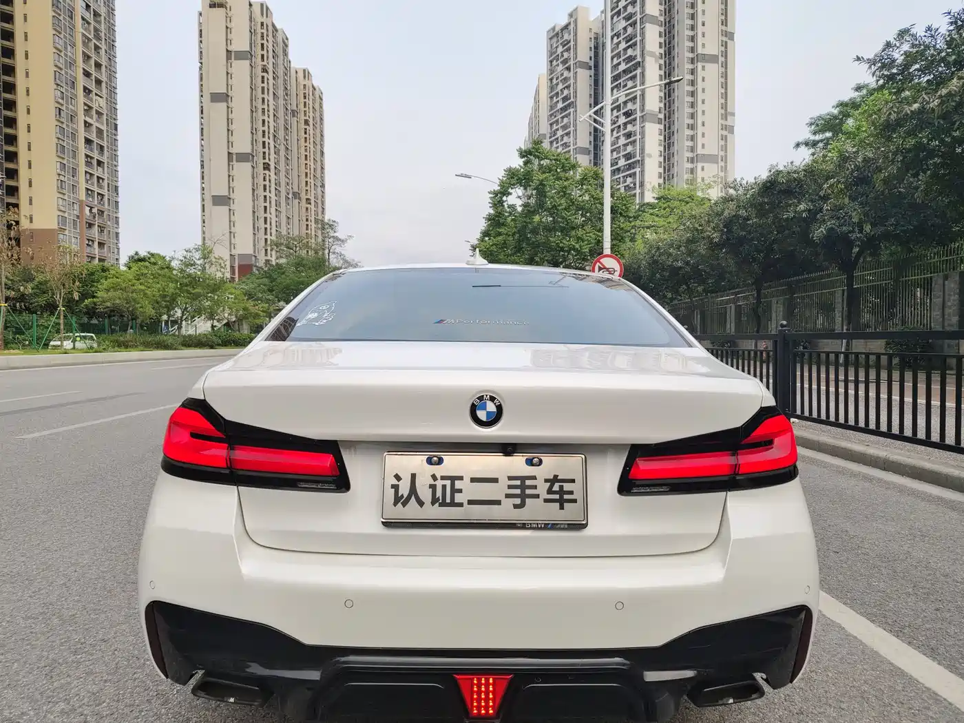 BMW 5 Series 2021 525Li Luxury Package фото 6