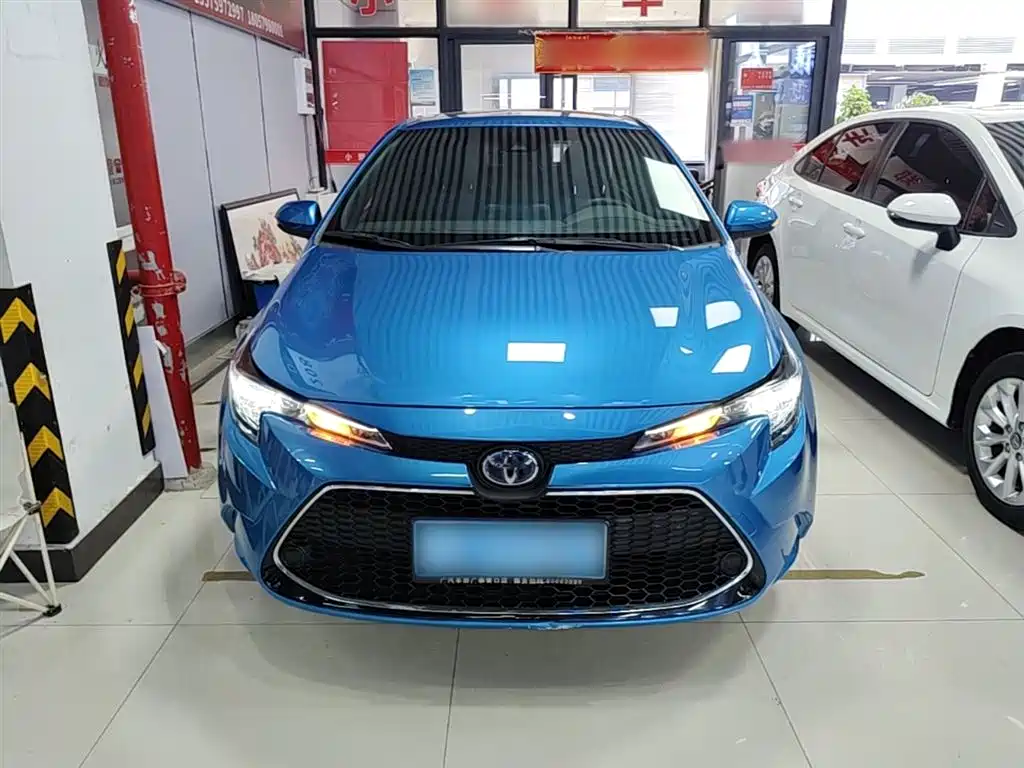 Toyota Levin 2019 Hybrid 1.8H E-CVT Luxury Edition China VI фото 3