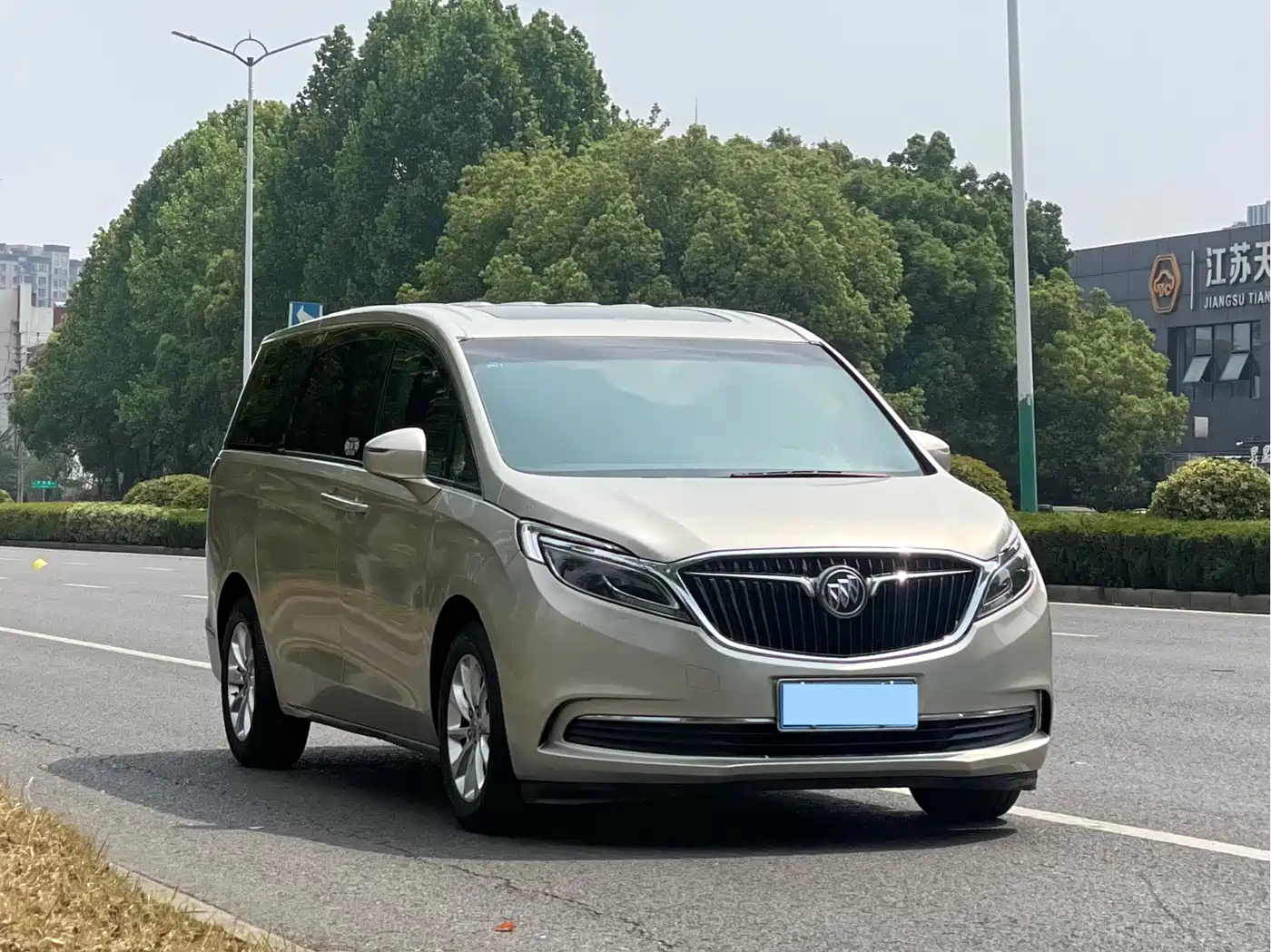 Buick GL8 2017 ES 28T Premium China V фото 3
