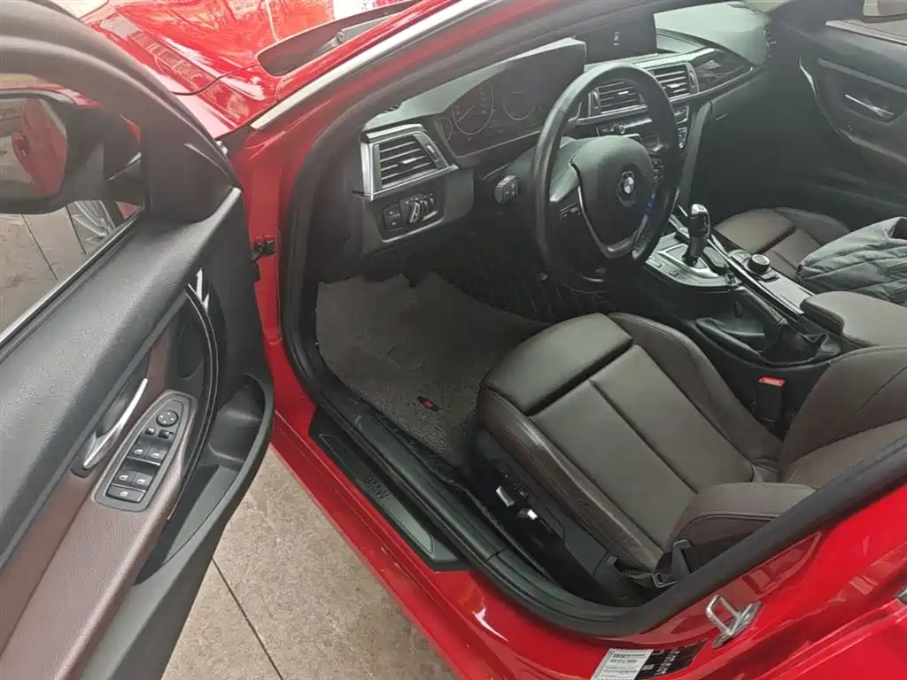BMW 3 Series 2018 320Li Fashion Style фото 16