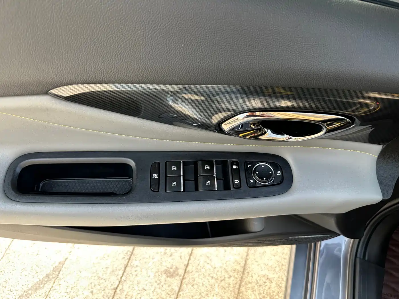 GAC Trumpchi Trumpchi Emkoo 2023 270T DCT J16 Edition фото 36