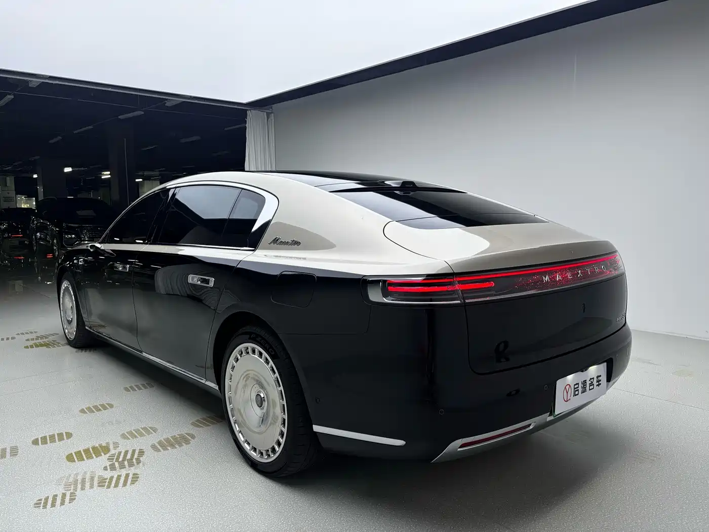 Zunjie S800 2025 2025 Model Extended Range Starlight Executive Edition 4-seater