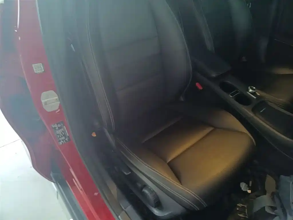 Mercedes-Benz GLA 2015 GLA 200 Dynamic фото 25