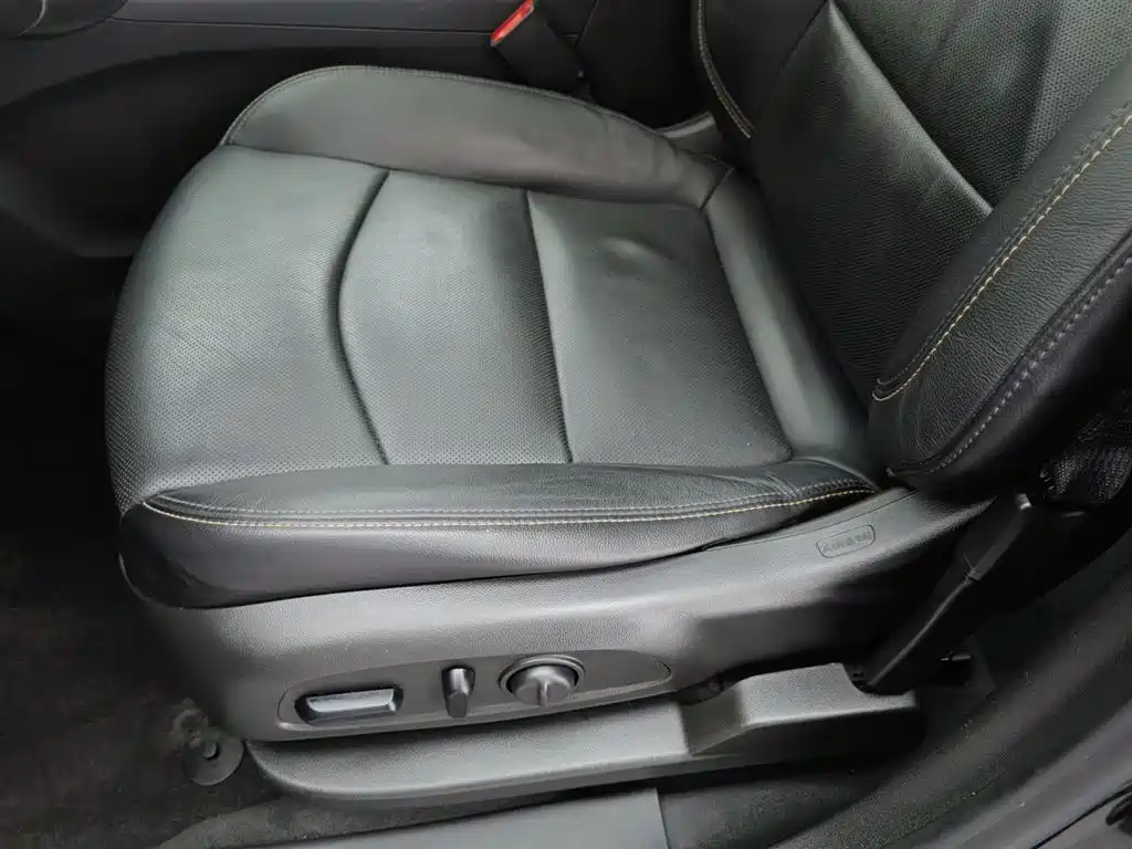 Chevrolet Equinox 2018 RS 550T Automatic 4WD Guardian Edition фото 20