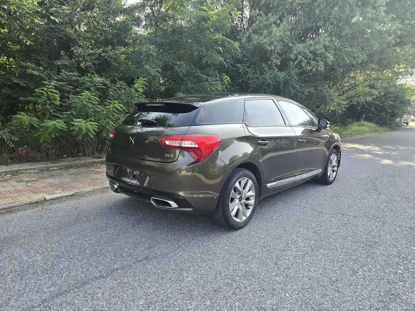 DS 5 2014 2013 1.6T Luxury THP160