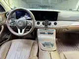 Фото 10 - Mercedes-Benz E-Class
