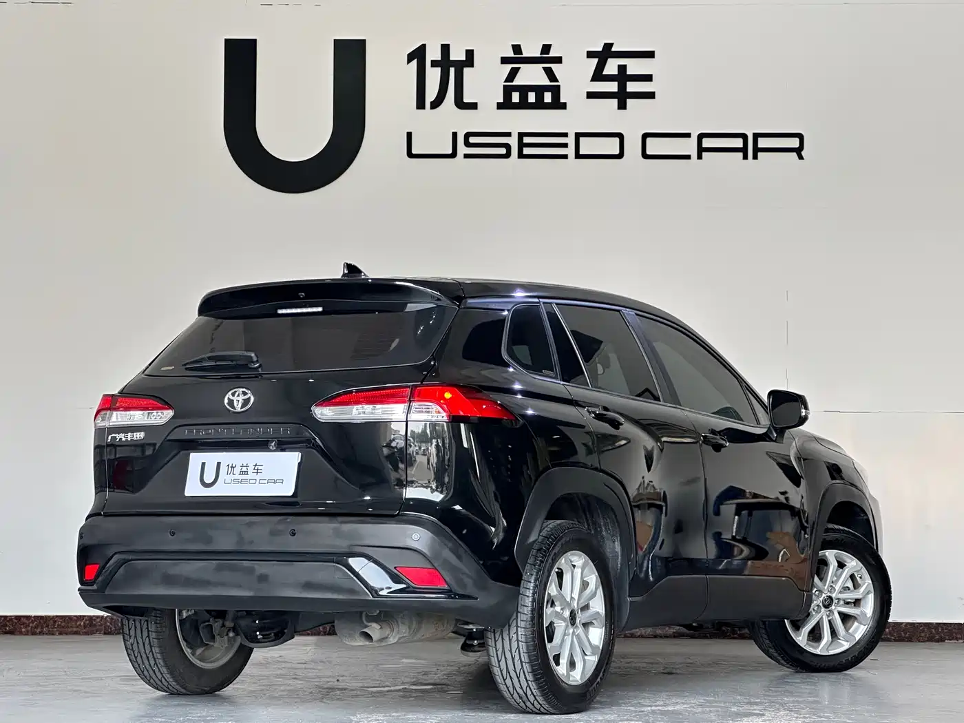 Toyota Frontlander 2023 2.0L CVT Elite Edition фото 9