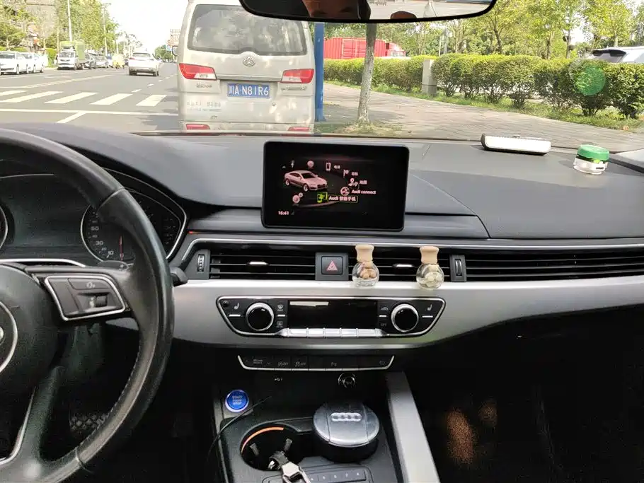 Audi A5 (Import) 2019 Sportback 40 TFSI Fashion фото 13