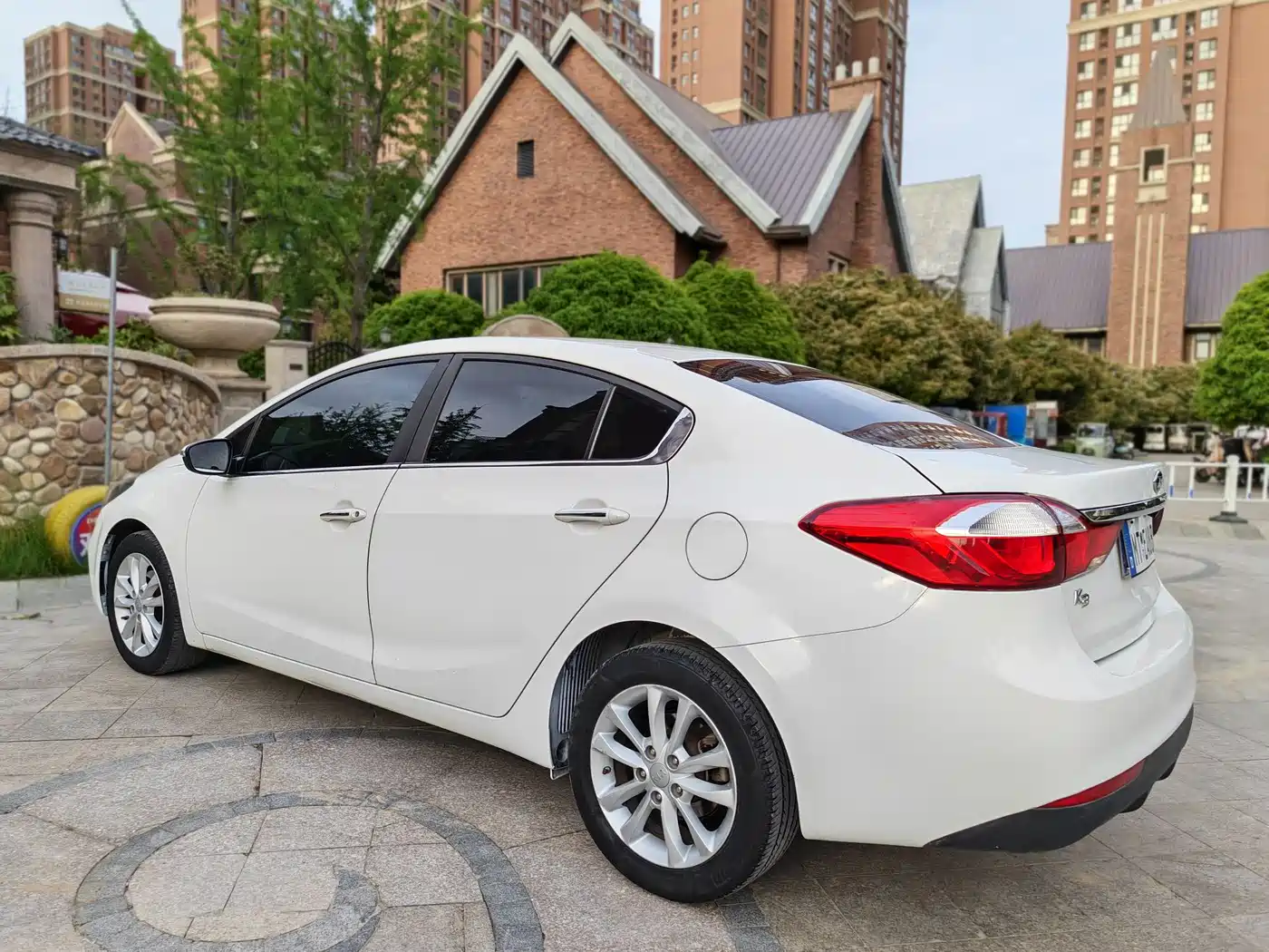 Kia K3 2016 1.6L Automatic GLS фото 9