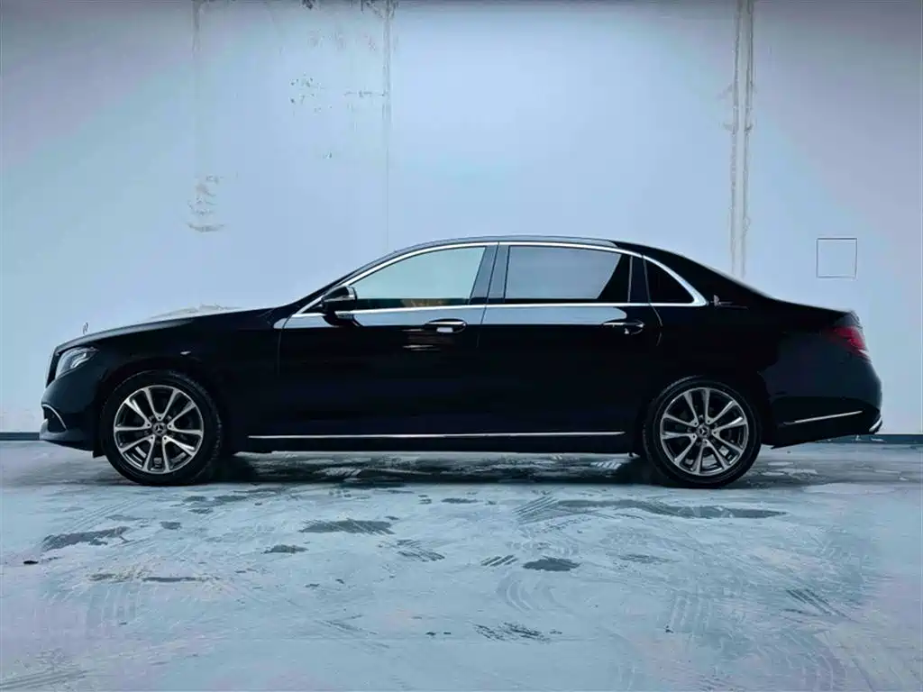 Mercedes-Benz E-Class 2020 E 260 L фото 5