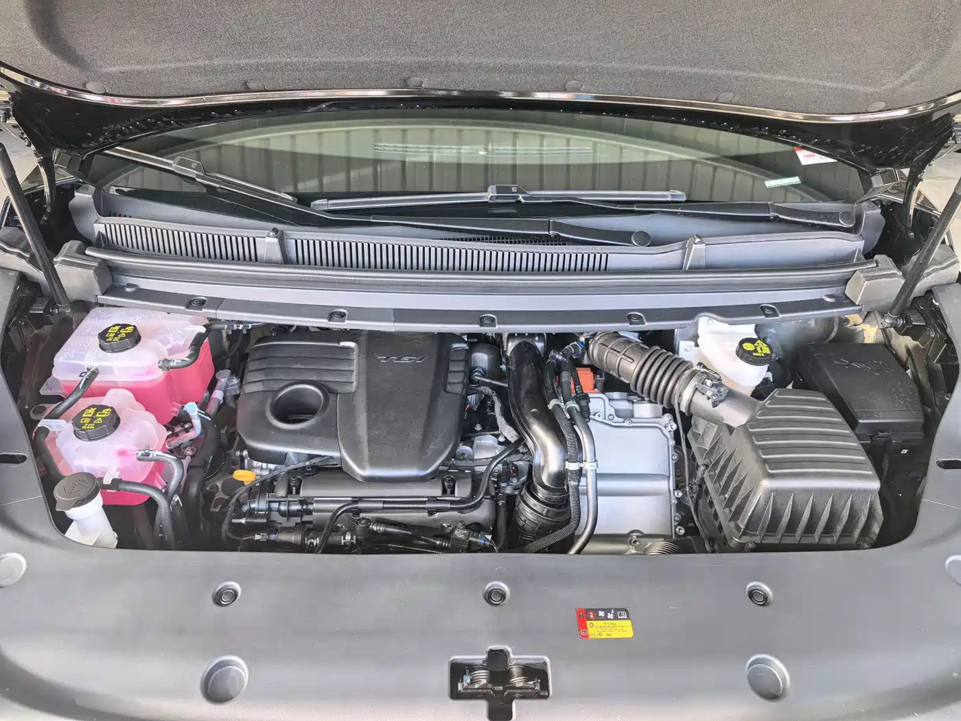 SAIC MAXUS EVERYONE 7