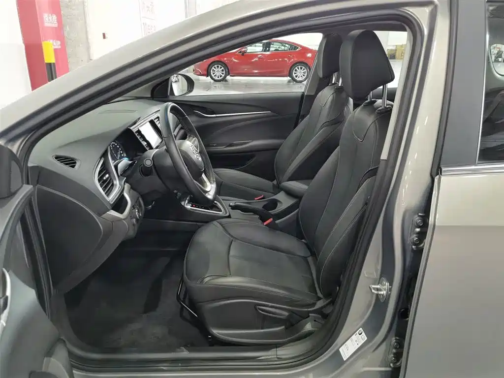 Buick Excelle GT 2018 18T Automatic Elite фото 10