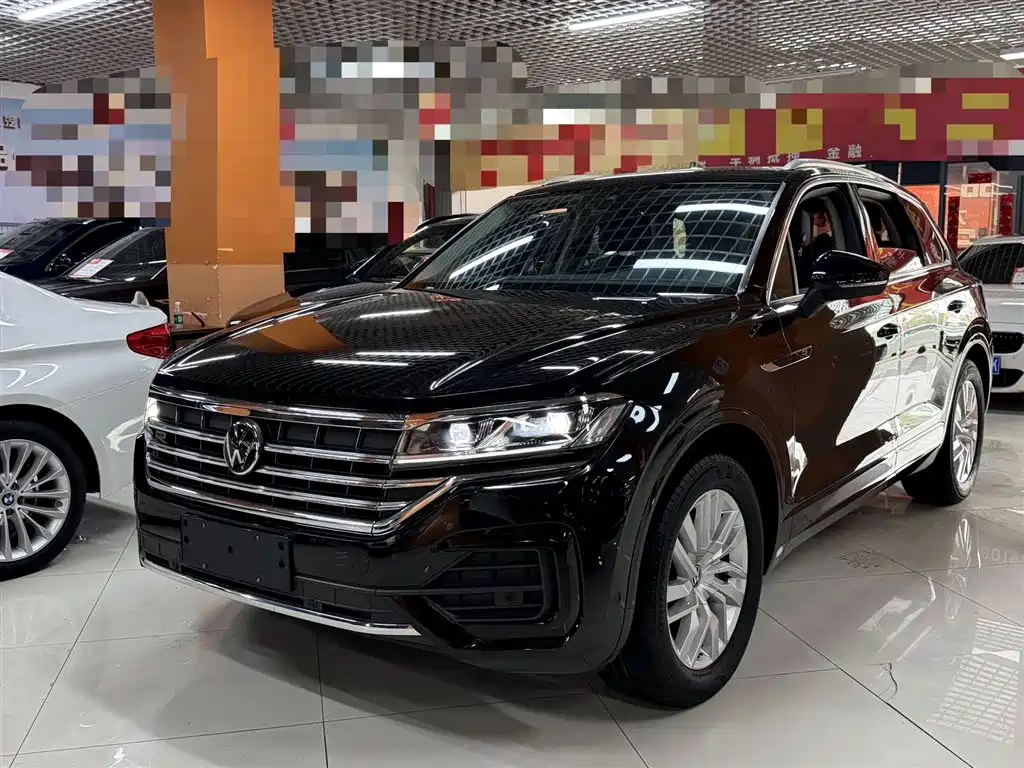 Volkswagen Touareg 2023 2.0TSI R-Line Edition