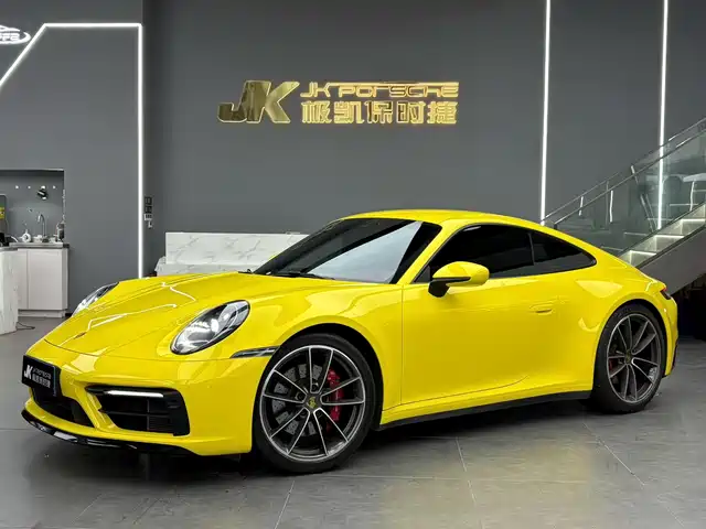 Porsche 911 2021