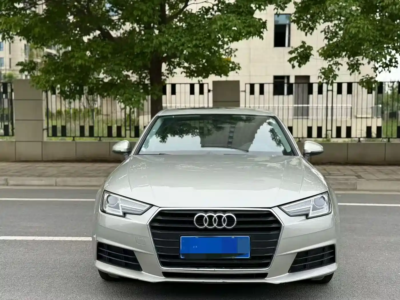 Audi A4L 2017 40 TFSI Progressive фото 2