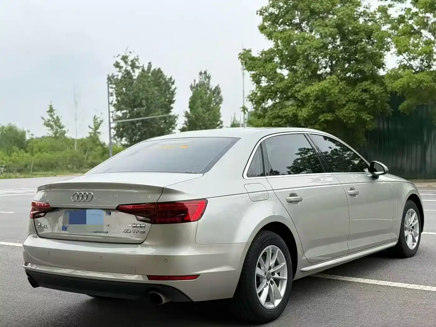 Audi A4L 2017 40 TFSI Progressive фото 7