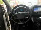 Фото 11 - Ford Kuga