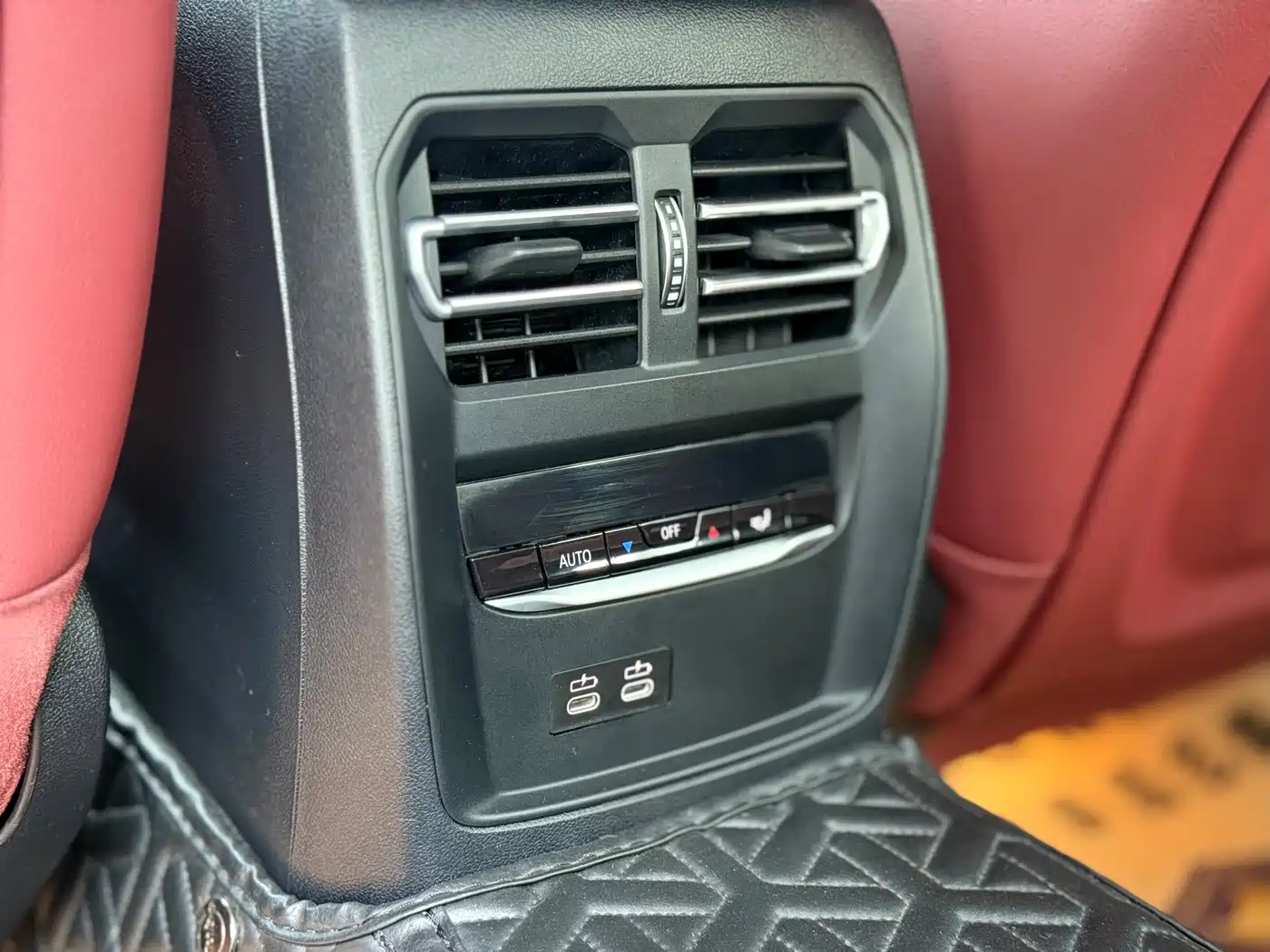 BMW 3 Series 2023 325Li M Sport Package фото 19
