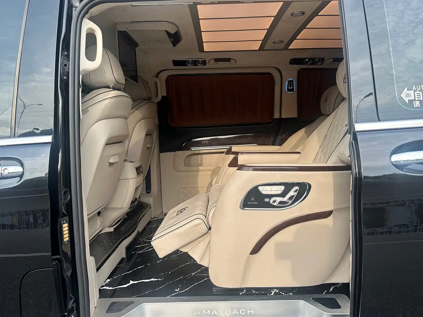 Mercedes-Benz Vito 2020 2.0T Business Edition (7-seater) фото 8