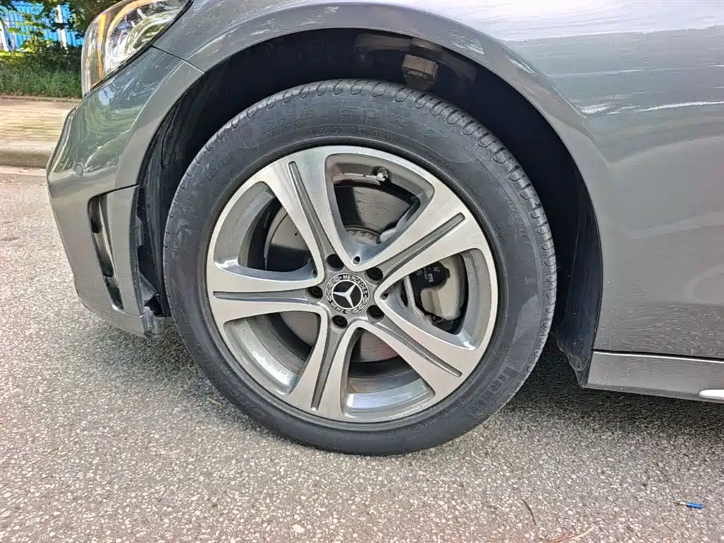 Mercedes-Benz C-Class 2020 C 260 L Sport фото 23