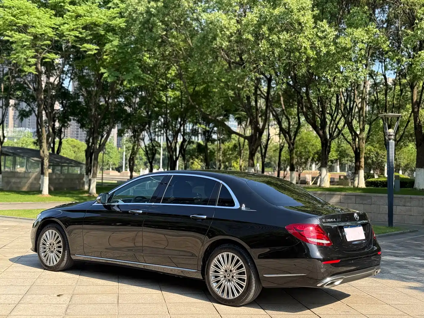 Mercedes-Benz E-Class 2020 Facelift E 300 L Fashion фото 17