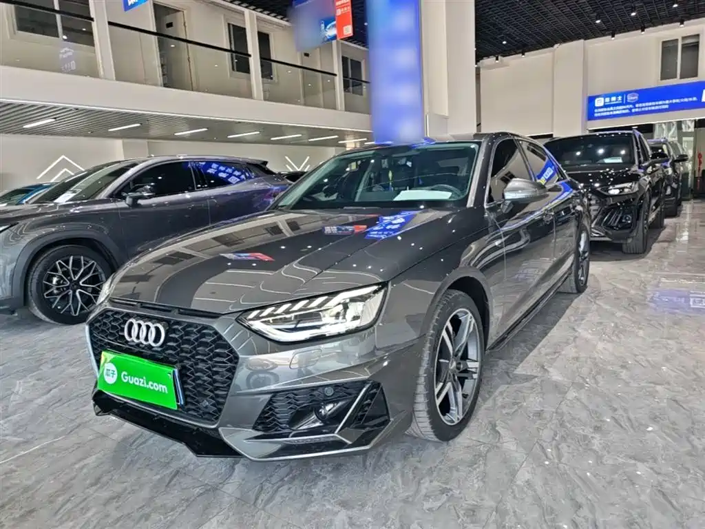Audi A4L 2020 40 TFSI quattro Luxury Dynamic фото 2