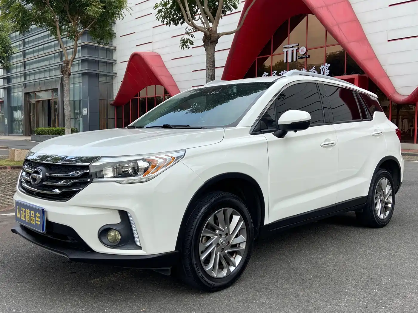 GAC Trumpchi Trumpchi GS4 2017 200T G-DCT 2WD Comfort