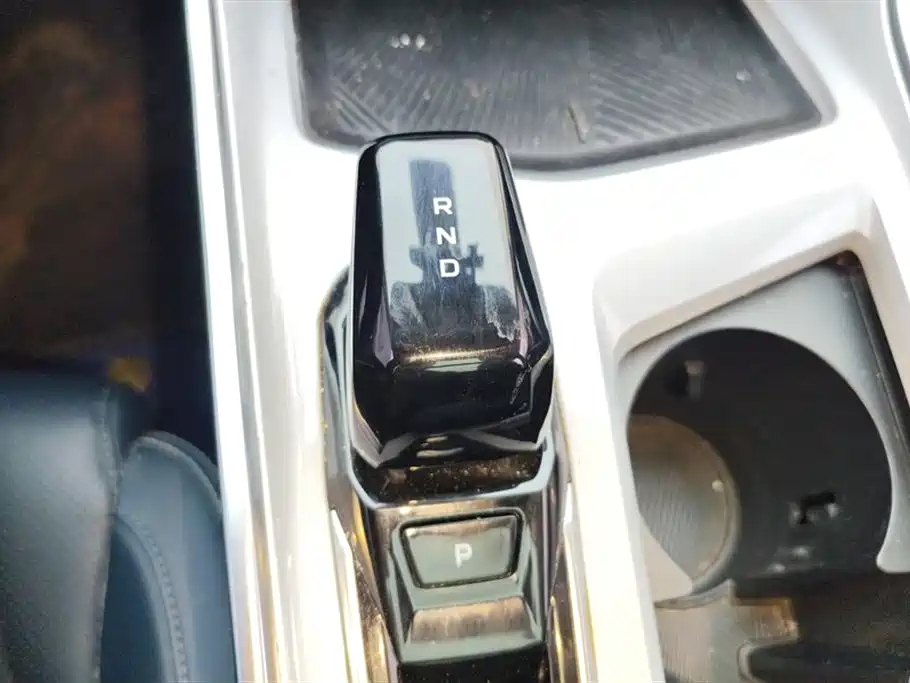 GEELY AUTOMOBILE JIAJIE