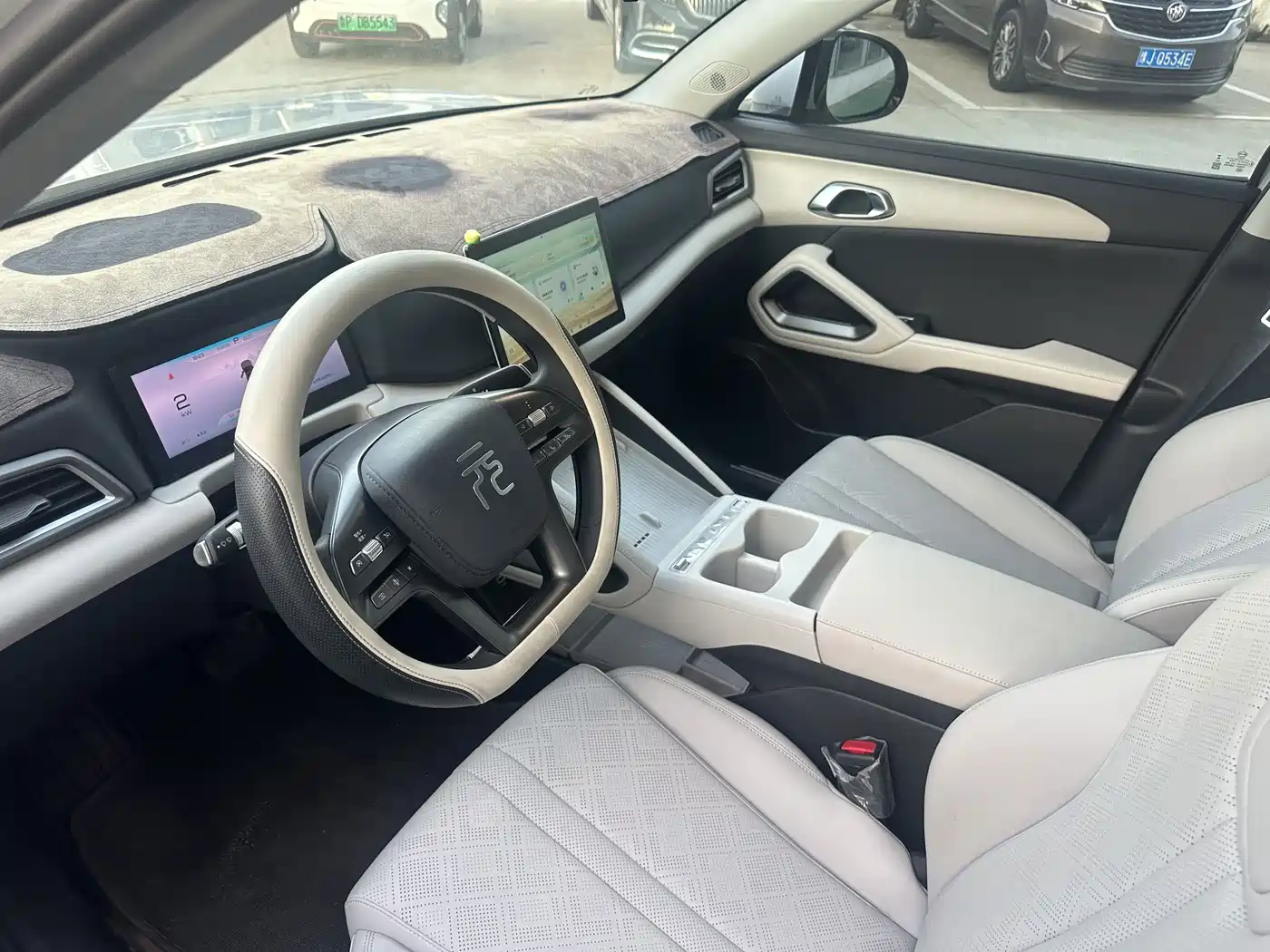 BYD Yuan UP 2026 2025 Model 301KM Navigator