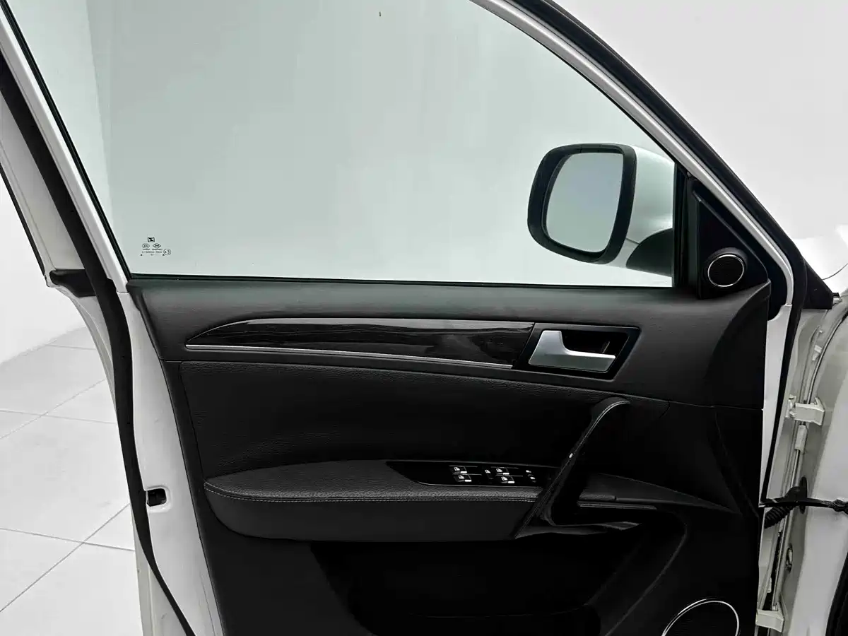 Zotye T600 2015 2015 2.0T DCT Luxury