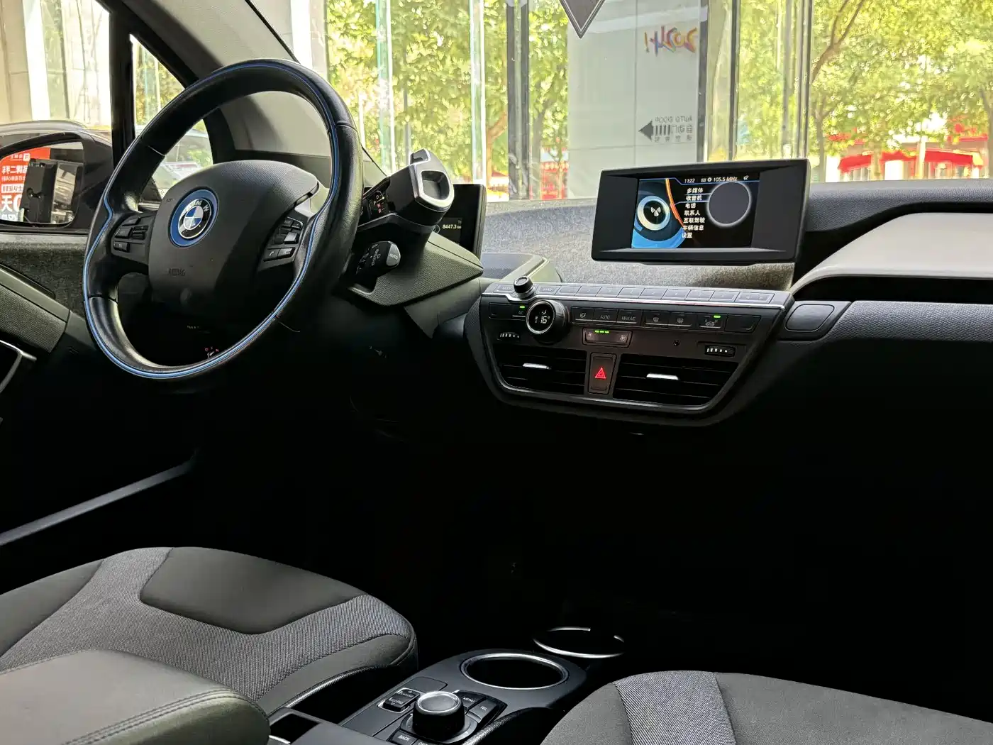 BMW I3