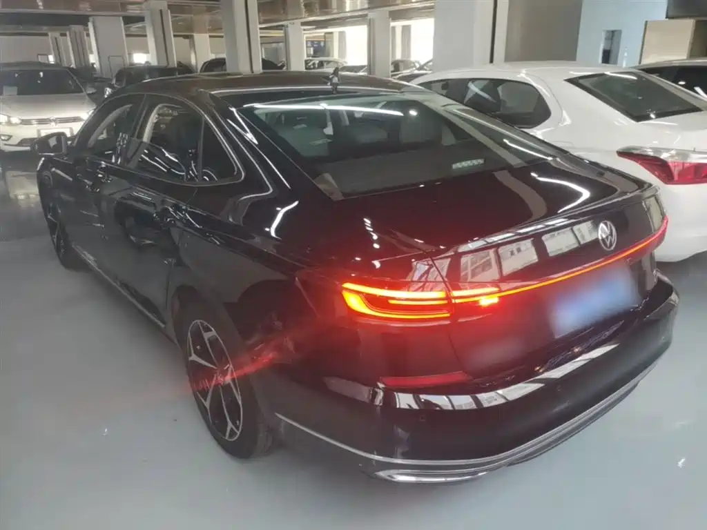 Volkswagen Passat 2024 Model 380TSI Starlight Elite фото 5