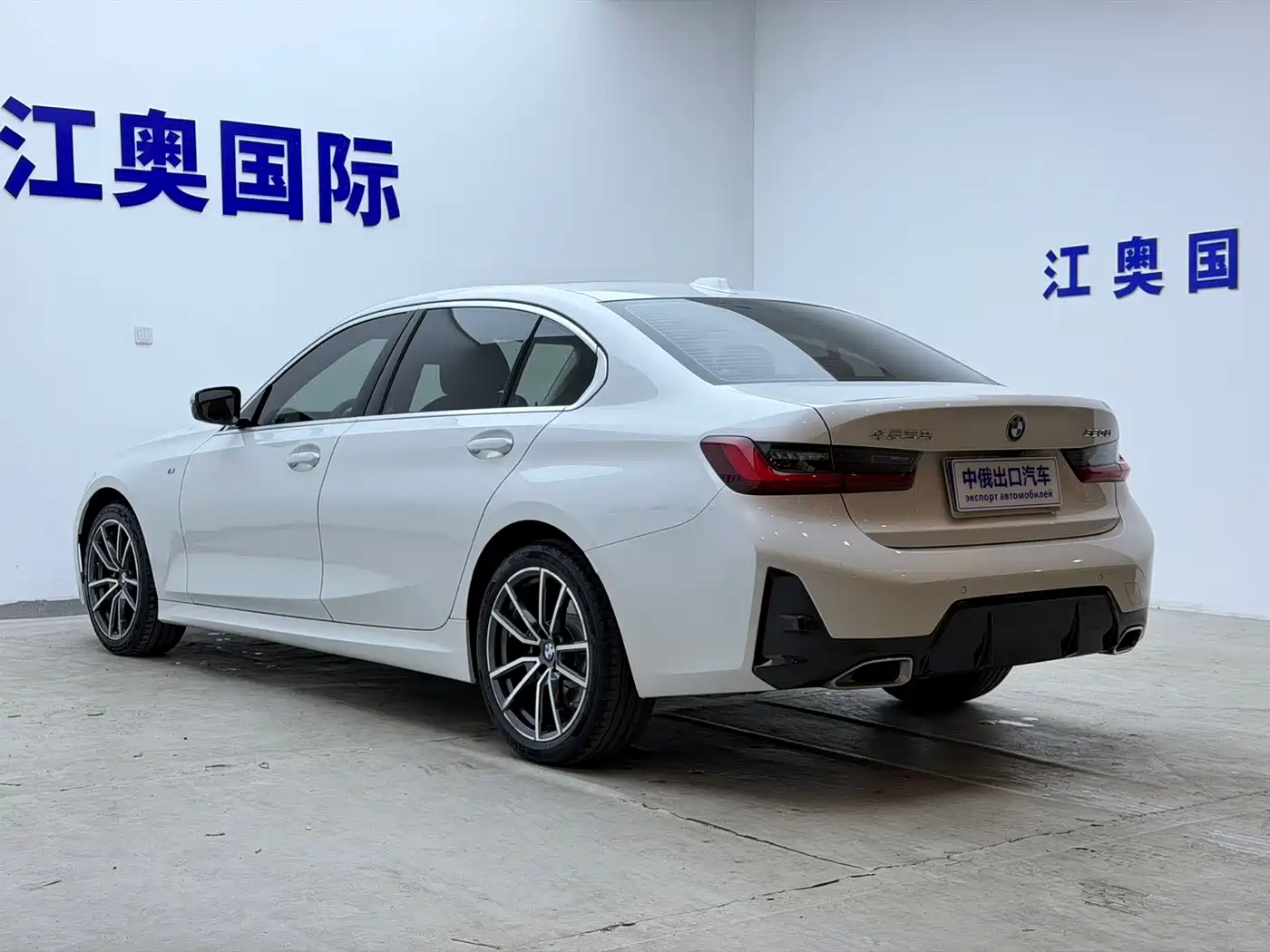 BMW 3 Series 2023 320Li M Sport Package фото 21