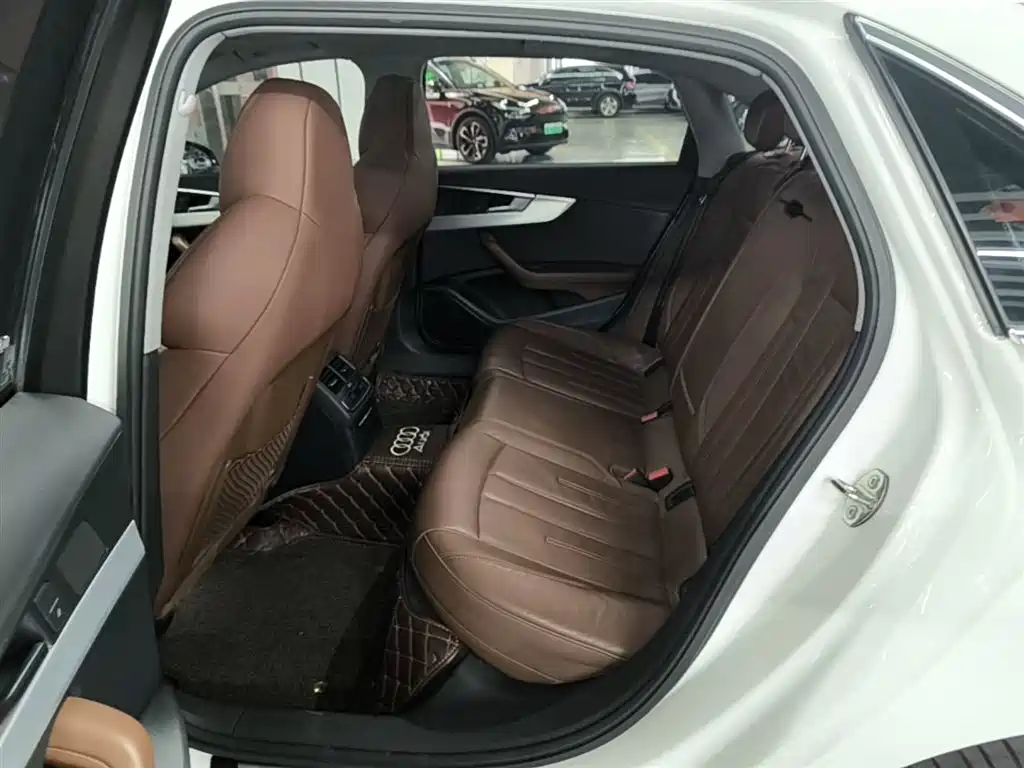 Audi A4L 2019 40 TFSI Fashion (China V) фото 17
