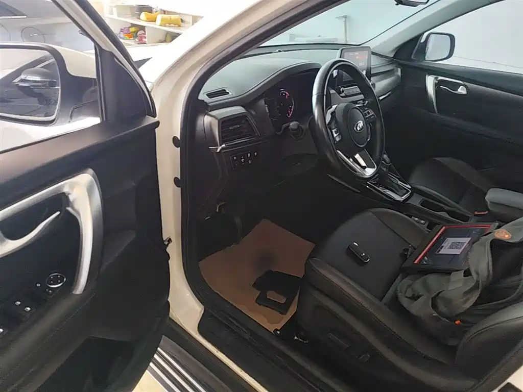 Kia Sportage 2018 2.0L Automatic Smart Luxury (China V) фото 16