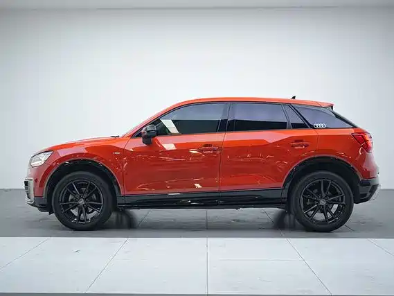 Audi Q2L 2018 35 TFSI Launch Exclusive Edition China VI фото 6