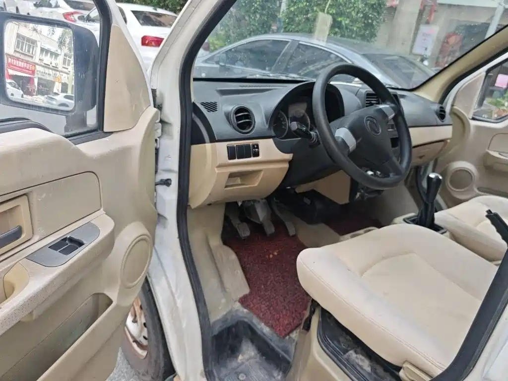 Dongfeng Xiaokang C37 2019 2019 1.5L Premium II China VI DK15