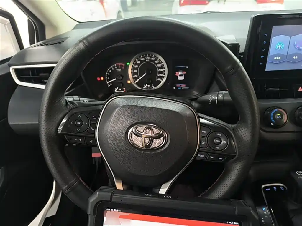 Toyota Corolla 2021 1.2T S-CVT Pioneer Edition фото 11