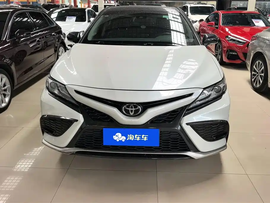 Toyota Camry 2021 2.0S Sporty Edition фото 2