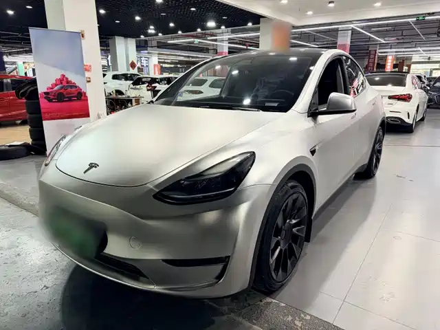 Tesla Model Y Рестайлинг, увеличенный запас хода, полный привод