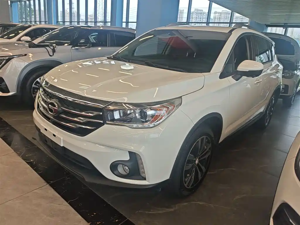 GAC Trumpchi Trumpchi GS4 2017 235T Automatic 2WD Luxury Smart Connected Edition