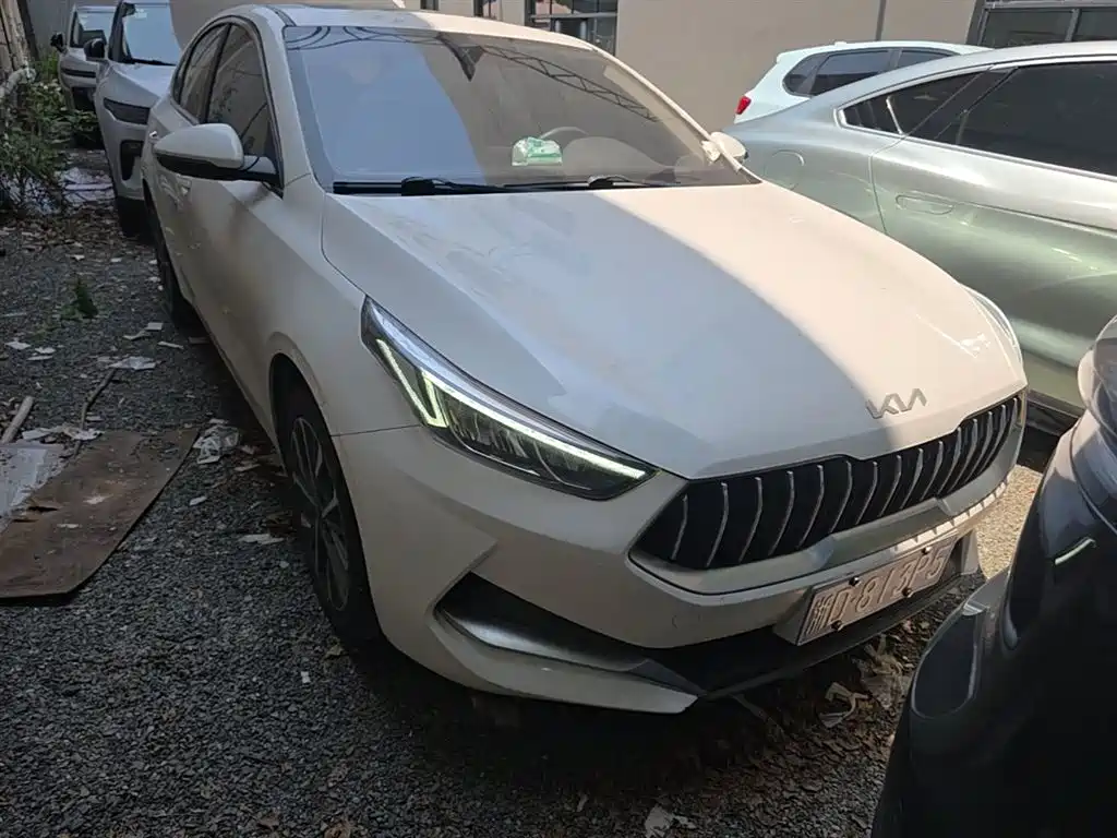 Kia K3 2021 Facelift 1.5L CVT Fashion Edition фото 5